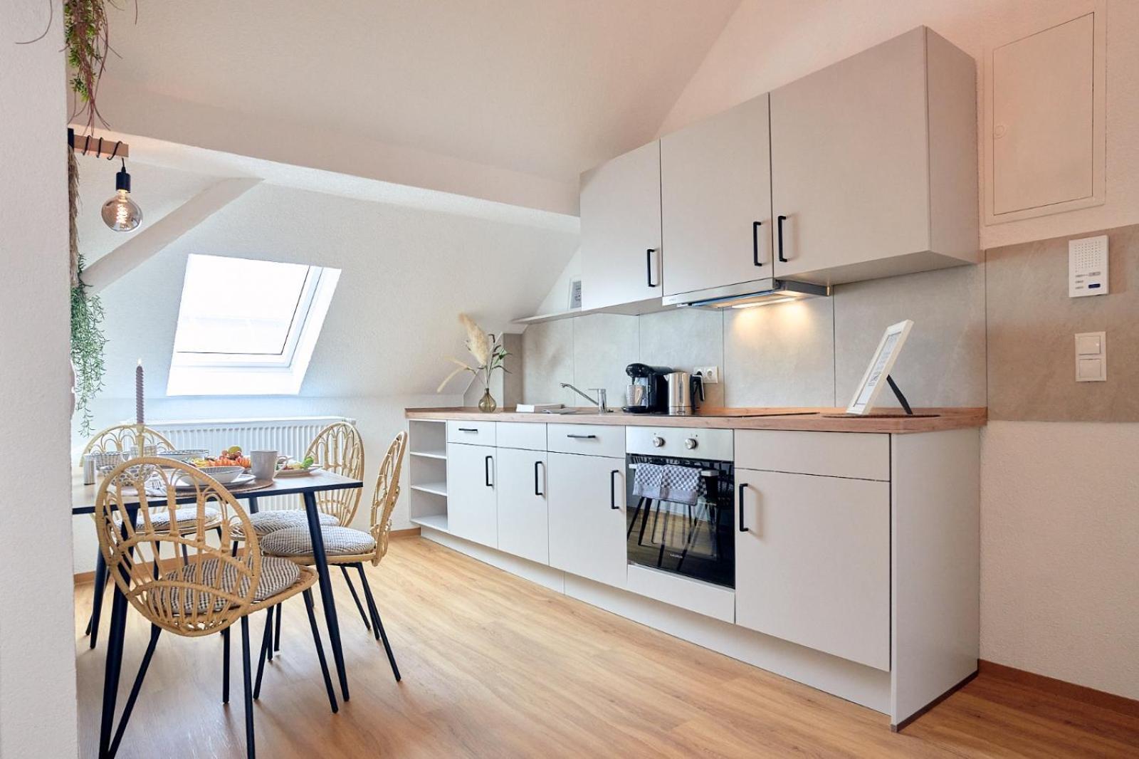 Living / Apartment *